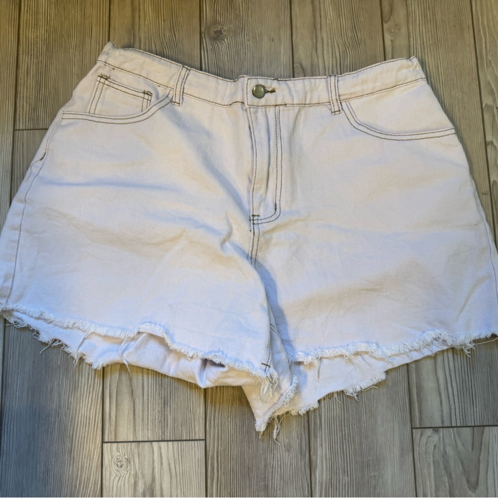 SHEIN white denim shorts. Size 2XL. Never worn.